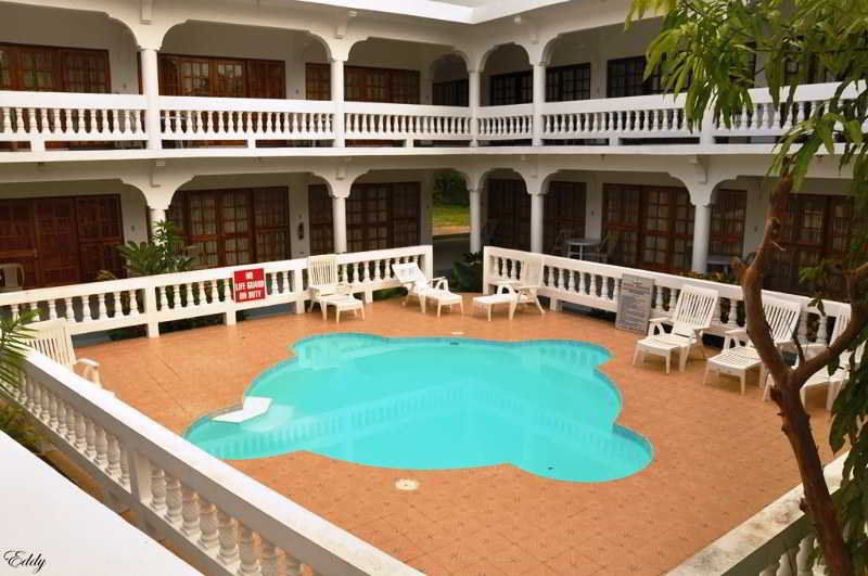 Pure Oasis Resort Негрил Экстерьер фото
