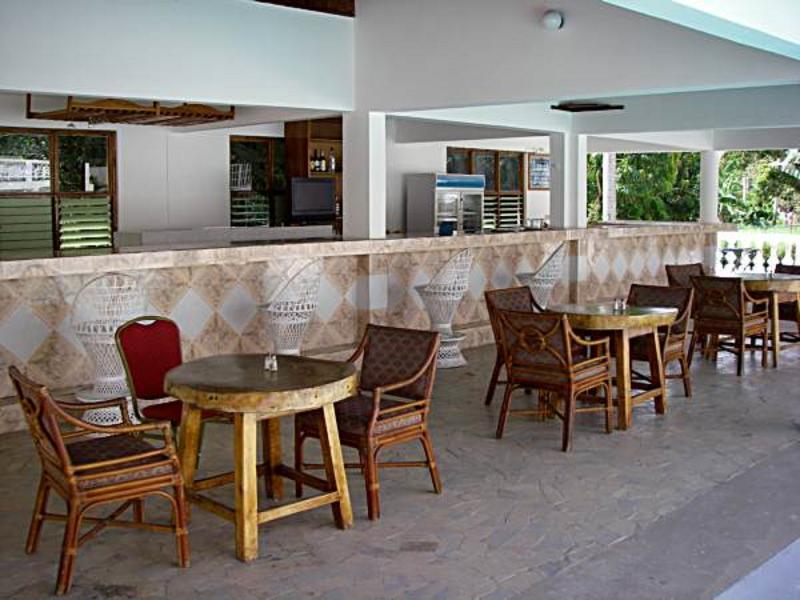 Pure Oasis Resort Негрил Экстерьер фото